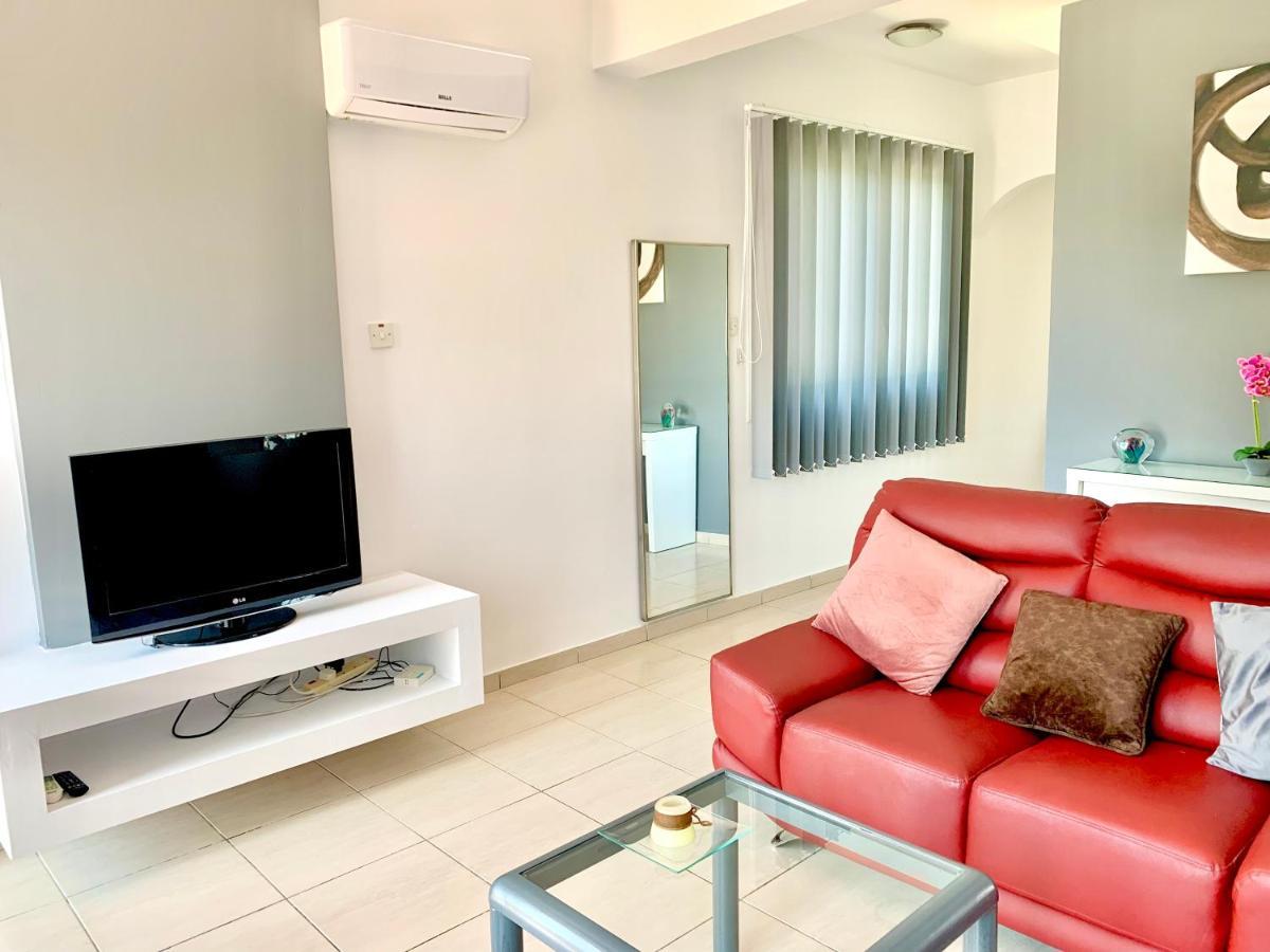 Diana Townhouse 1 Appartement Paphos Buitenkant foto